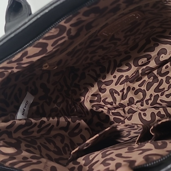 #44 Nine West Black & Cream Colour Tote - Picture 4 of 5